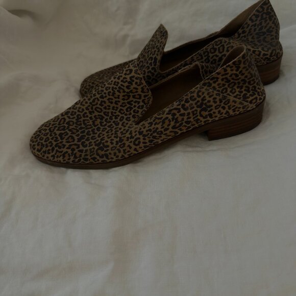 JEANS: Levi Strauss & Co. (blue jeans) - Picture 16 of 16